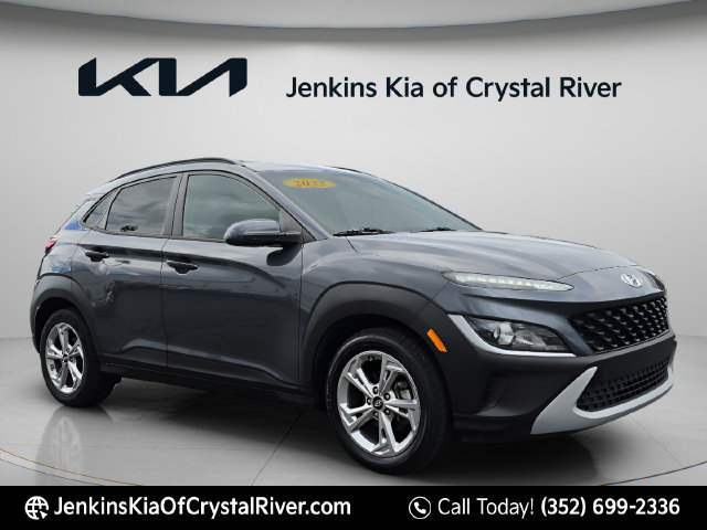 Used 2022 Hyundai Kona SEL FWD image 2