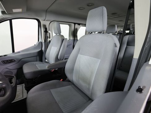 Used 2019 Ford Transit 350 XLT RWD image 11