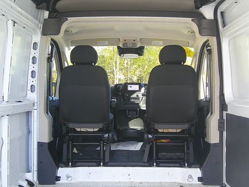 Used 2022 RAM ProMaster 2500 image 15