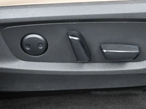 Used 2023 INFINITI QX60 Luxe w/ Cargo Package image 40