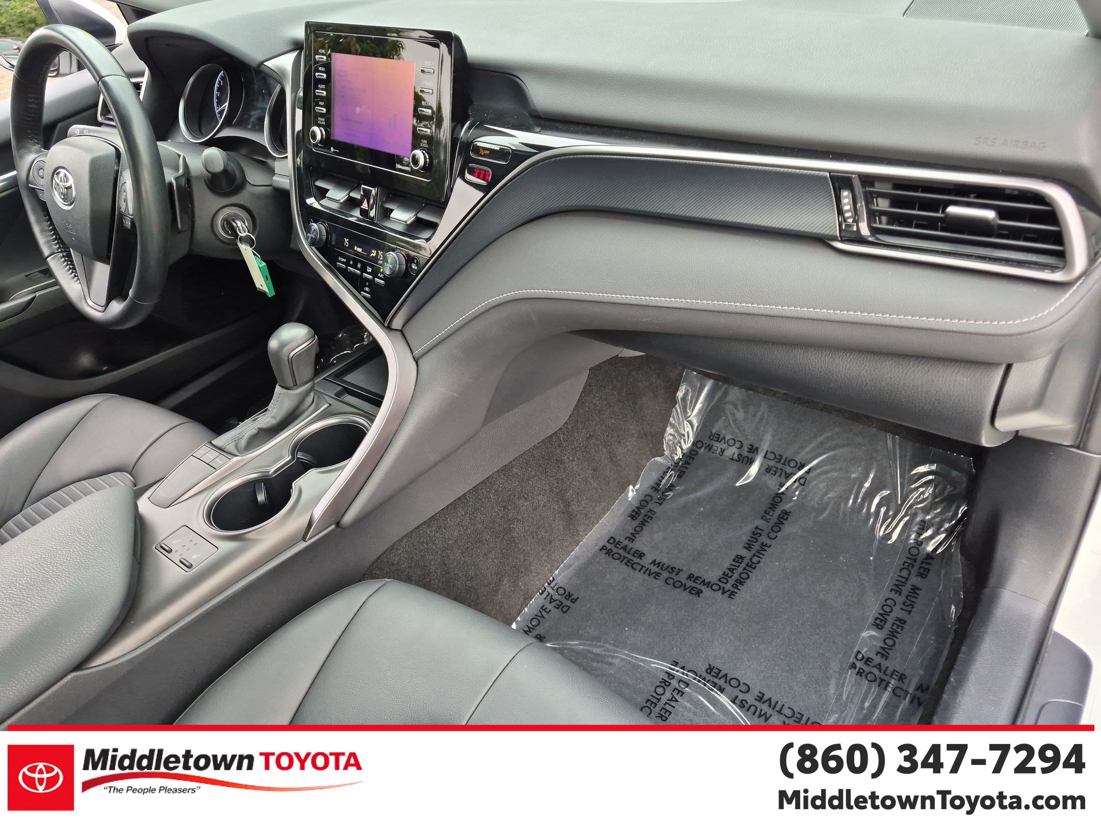 Used 2024 Toyota Camry SE w/ Cold Weather Package FWD image 35