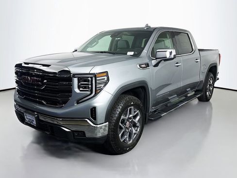 New 2026 GMC Sierra 1500 SLT w/ SLT Premium Package image 3