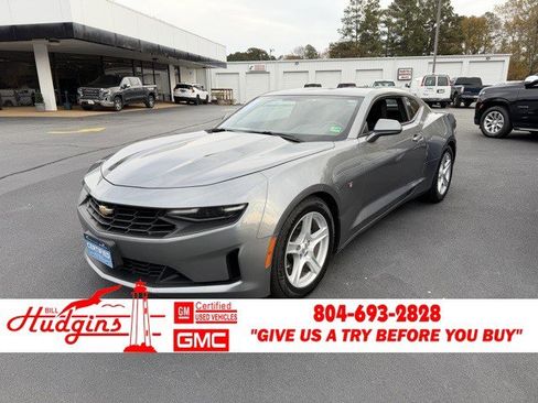 Certified 2022 Chevrolet Camaro LT image 1