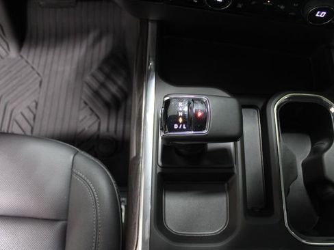 Used 2024 Chevrolet Silverado 1500 LTZ w/ LTZ Premium Package AWD/4WD image 37