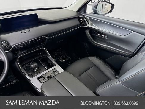 Used 2024 MAZDA CX-90 Plug-In Hybrid w/ Preferred AWD/4WD image 23