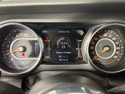 Used 2020 Jeep Gladiator Overland image 21