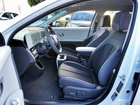 Certified 2024 Hyundai Ioniq 5 SEL image 15