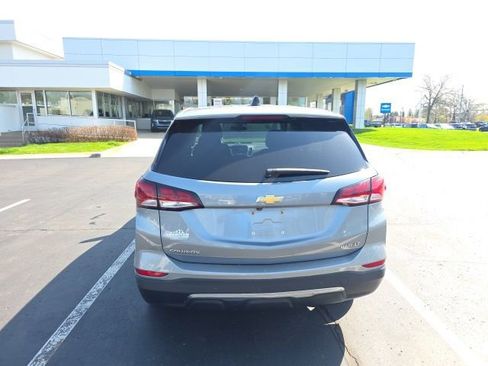 Used 2024 Chevrolet Equinox LT AWD/4WD image 6