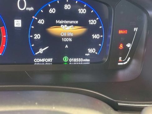 Certified 2024 Acura Integra FWD image 29