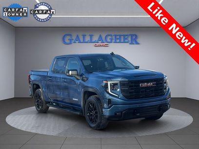 Used 2025 GMC Sierra 1500 Elevation w/ Elevation Premium Package