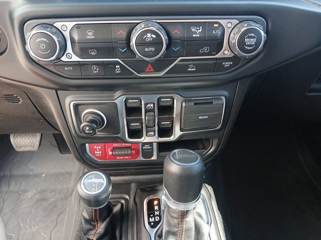 Used 2023 Jeep Gladiator Mojave AWD/4WD image 38