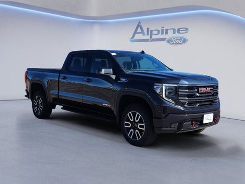 Used 2022 GMC Sierra 1500 AT4 w/ AT4 Preferred Package image 7