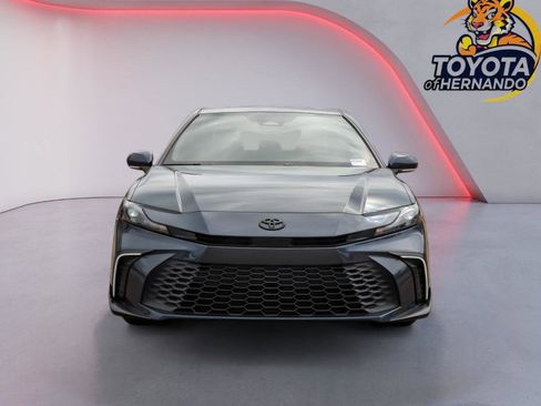 New 2026 Toyota Camry SE image 2