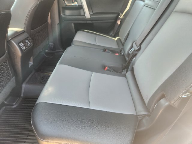 Used 2024 Toyota 4Runner SR5 Premium w/ Moonroof Package RWD image 30