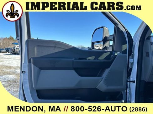 New 2026 Ford F250 XL w/ XL Chrome Package image 20