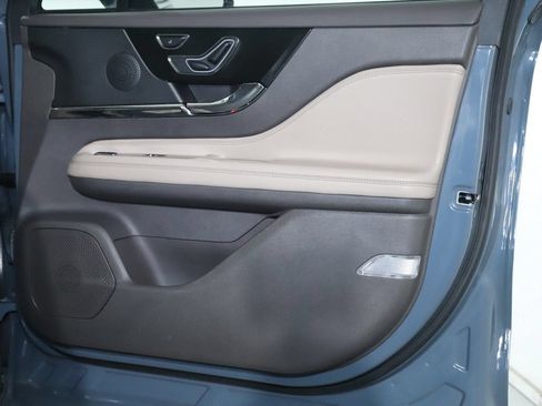Certified 2023 Lincoln Corsair Reserve AWD/4WD image 35