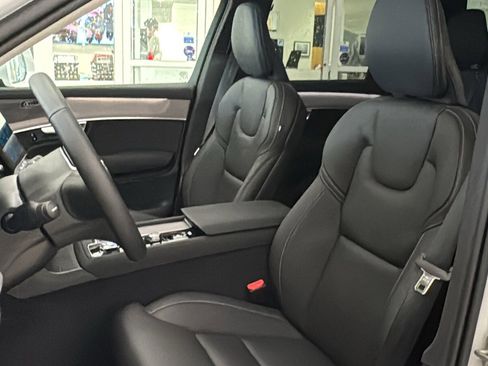 New 2026 Volvo XC90 T8 Ultra w/ Protection Package AWD/4WD image 23