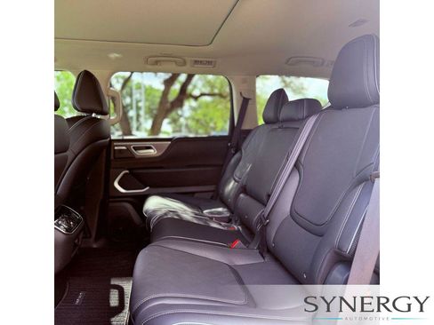 Certified 2026 INFINITI QX80 Luxe AWD/4WD image 29
