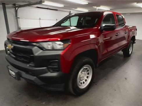Certified 2023 Chevrolet Colorado W/T image 4