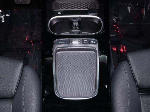 Certified 2025 Mercedes-Benz CLA 250 4MATIC image 21