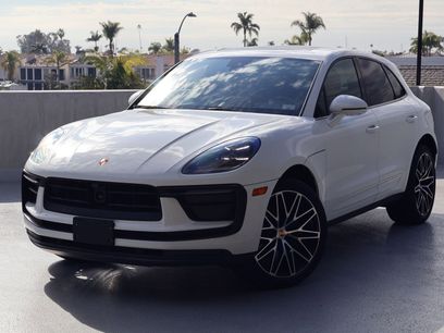 Certified 2025 Porsche Macan