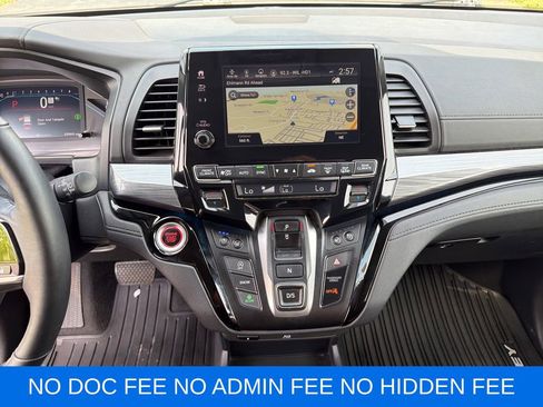 Used 2023 Honda Odyssey Elite image 18