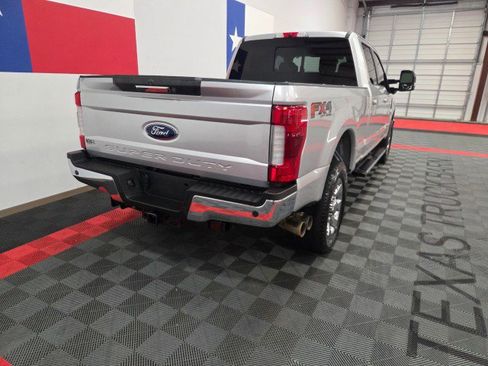 Used 2019 Ford F250 Lariat w/ Lariat Ultimate Package image 19