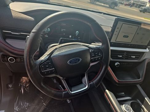Used 2025 Ford Explorer ST-Line AWD/4WD image 13