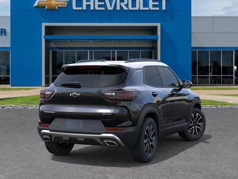 New 2026 Chevrolet TrailBlazer ACTIV w/ Convenience Package FWD image 4