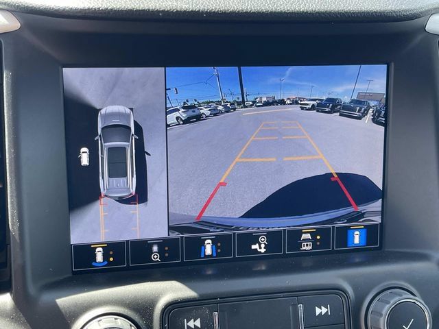 Used 2022 GMC Terrain SLT w/ Infotainment Package II FWD image 33