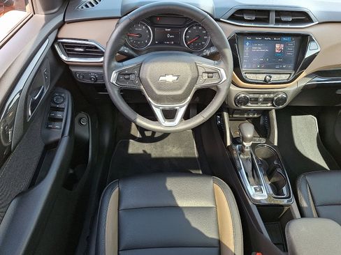 Certified 2022 Chevrolet TrailBlazer ACTIV w/ Sun and Liftgate Package image 12