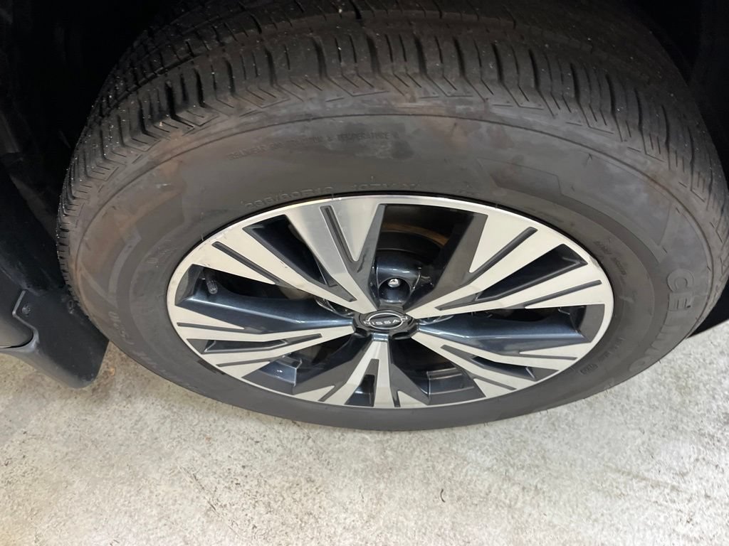 Used 2023 Nissan Rogue SV AWD/4WD image 33