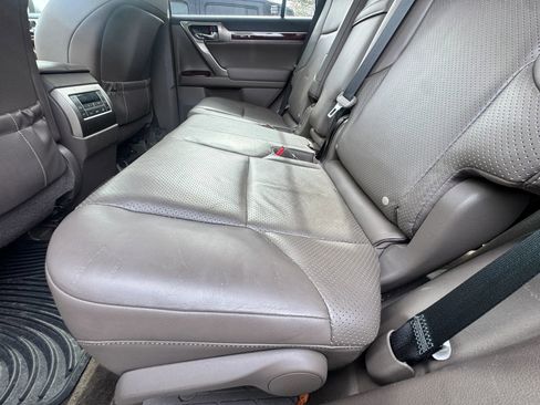 Used 2010 Lexus GX 460 image 14