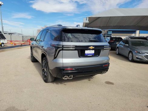 New 2026 Chevrolet Traverse High Country w/ LPO, Floor Liner Package AWD/4WD image 6