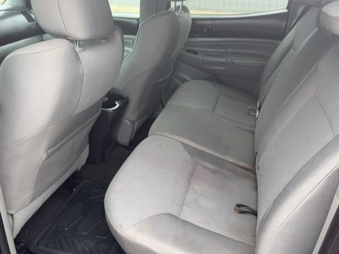 Used 2012 Toyota Tacoma 4x4 Double Cab image 13