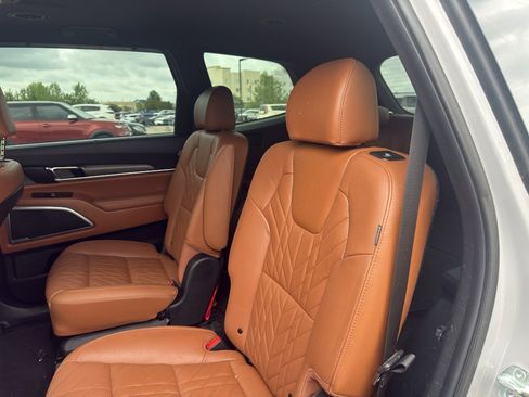 Used 2024 Kia Telluride EX X-Line AWD/4WD image 9