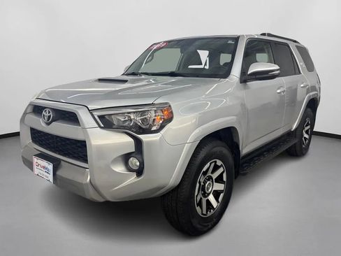 Used 2019 Toyota 4Runner TRD Off-Road Premium image 4