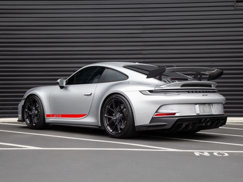 Certified 2023 Porsche 911 GT3 RWD image 3