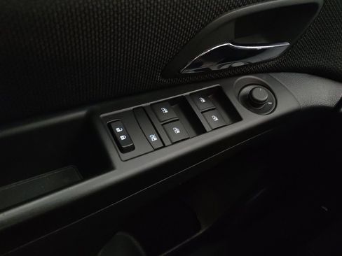 Used 2016 Chevrolet Cruze LT FWD image 27