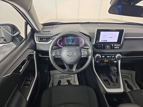 Used 2025 Toyota RAV4 XLE FWD image 11