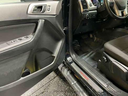 Used 2022 Ford Ranger XLT w/ Equipment Group 301A Mid AWD/4WD image 9