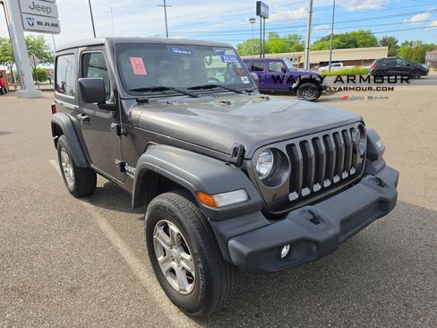 Used 2020 Jeep Wrangler Sport AWD/4WD image 1