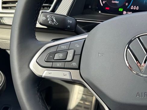 New 2026 Volkswagen Atlas Cross Sport SEL Premium R-Line image 37