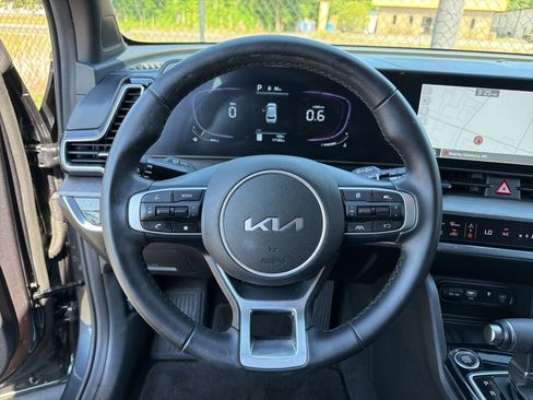 Used 2023 Kia Sportage X-Line AWD/4WD image 16