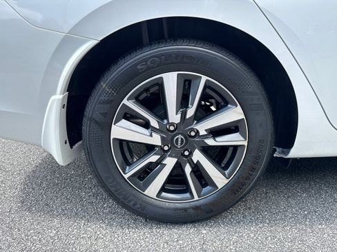 New 2025 Nissan Versa SV w/ Trunk Package image 17