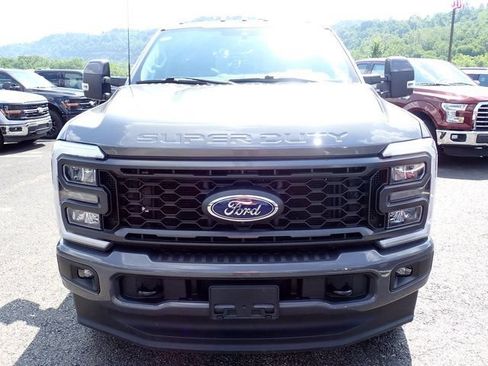Certified 2023 Ford F250 Lariat w/ Sport Appearance Package AWD/4WD image 12