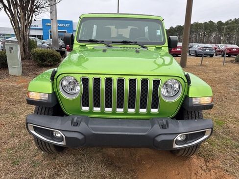 Used 2019 Jeep Wrangler Unlimited Sahara image 2