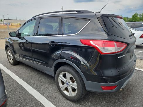 Used 2016 Ford Escape SE w/ SE Leather Comfort Package AWD/4WD image 6
