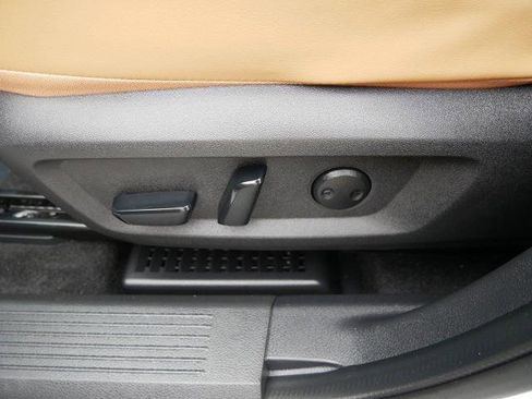 Certified 2023 Nissan Rogue Platinum image 16