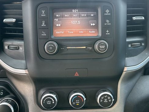 Used 2021 RAM 1500 Big Horn AWD/4WD image 29